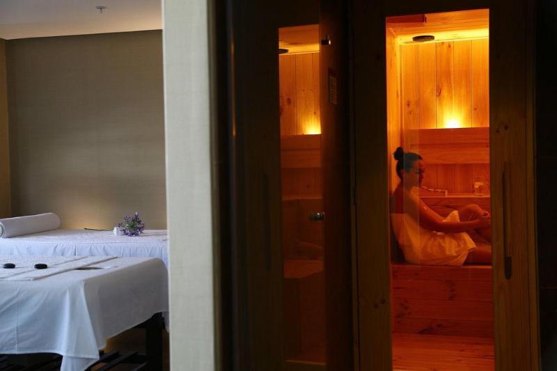 Casa Andina Premium Trujillo Hotel Encalada ภายนอก รูปภาพ